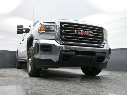 Used 2019 GMC Sierra 2500 4x4 Crew Cab image 38