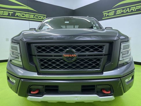 Used 2021 Nissan Titan PRO-4X w/ Pro-4x Convenience Package image 3