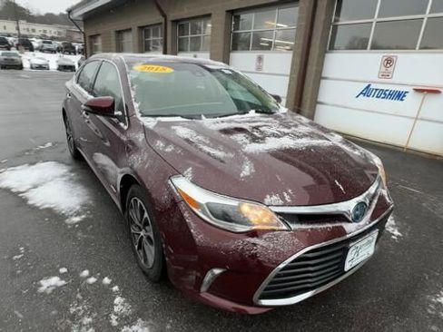 Certified 2018 Toyota Avalon Limited image 2