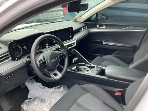 Used 2023 Kia K5 LXS FWD image 10