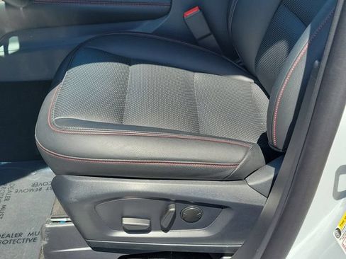 Used 2026 Ford Explorer ST-Line w/ ST-Line Street Pack RWD image 13