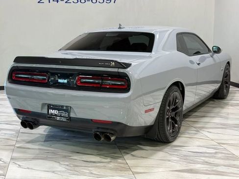 Used 2021 Dodge Challenger R/T Scat Pack RWD image 7