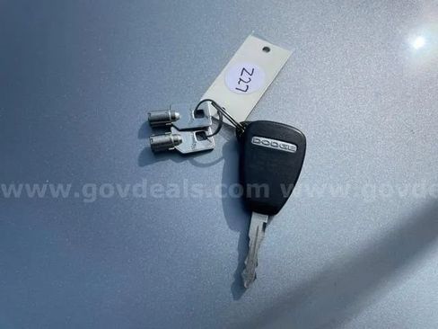 Used 2013 Dodge Avenger SE FWD image 8