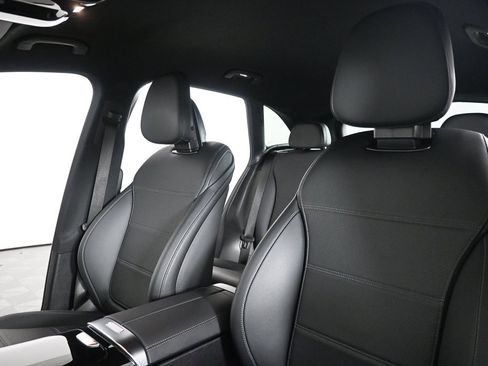 Certified 2025 Mercedes-Benz GLC 300 GLC 300 image 5