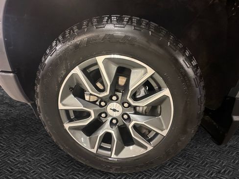 Certified 2023 Chevrolet Silverado 1500 RST w/ Z71 Off-Road Package AWD/4WD image 12