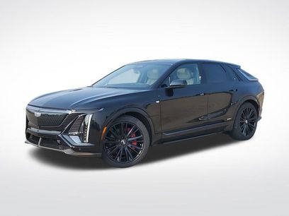 New 2026 Cadillac Lyriq V w/ Exterior Carbon Fiber Package