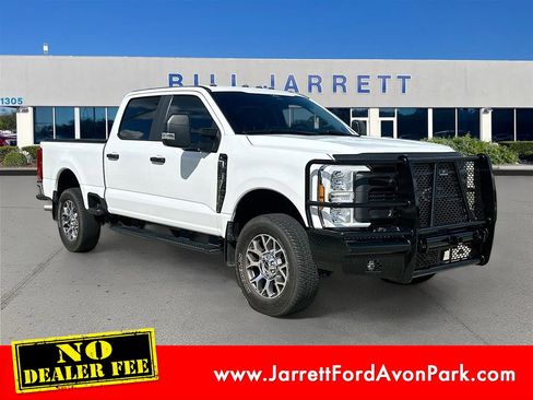 Used 2024 Ford F250 XL image 1