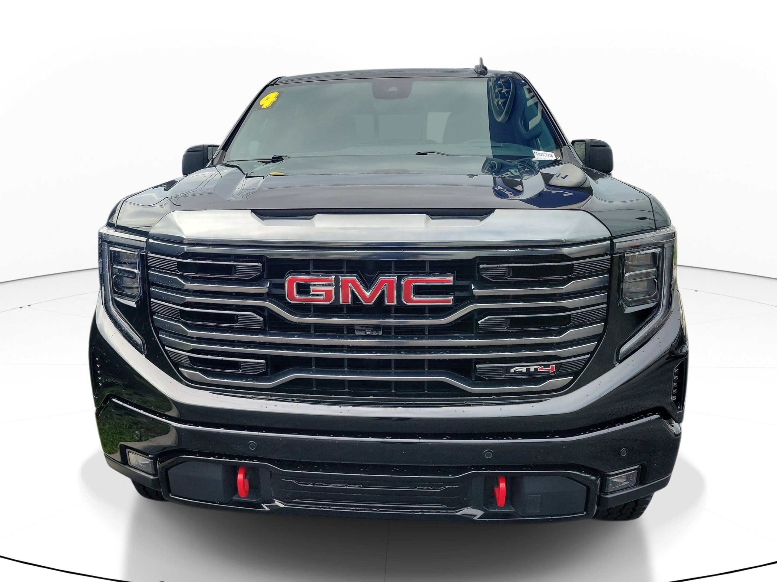 Used 2024 GMC Sierra 1500 AT4 w/ Technology Package AWD/4WD image 2