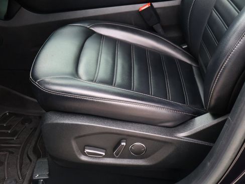 Used 2019 Ford Edge SEL w/ Equipment Group 201A image 14