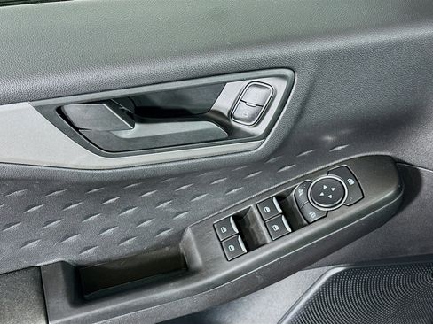 Used 2020 Ford Escape S image 15