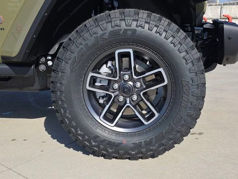 New 2026 Jeep Gladiator Mojave image 12