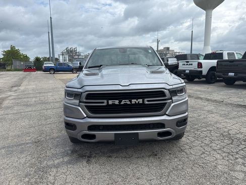 Used 2019 RAM 1500 Laramie AWD/4WD image 2
