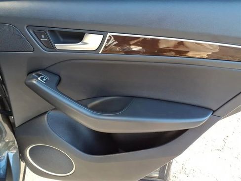 Used 2016 Audi Q5 2.0T Premium Plus w/ Technology Package image 14