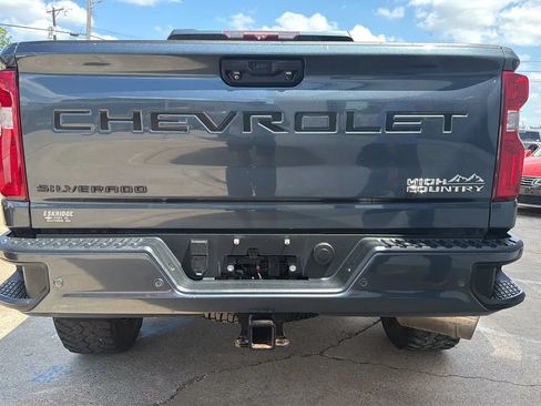 Used 2020 Chevrolet Silverado 2500 High Country w/ Technology Package AWD/4WD image 7