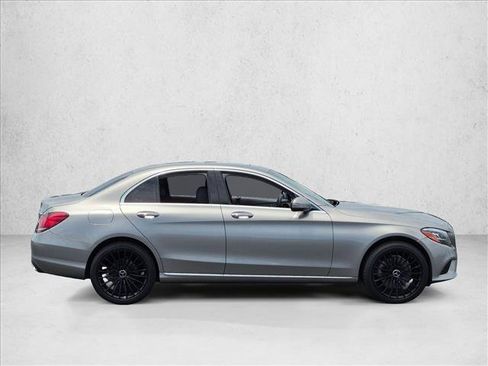 Used 2019 Mercedes-Benz C 300 4MATIC Sedan image 4