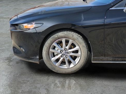 Used 2021 MAZDA MAZDA3 s image 9