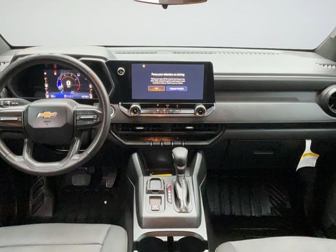 Used 2023 Chevrolet Colorado W/T RWD image 12