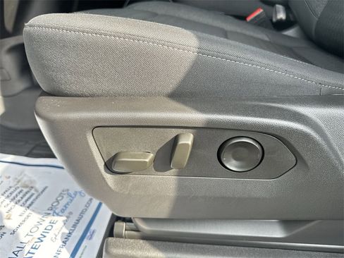 Used 2024 GMC Sierra 1500 Elevation image 18