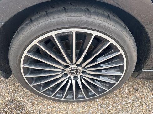Used 2023 Mercedes-Benz C 300 Sedan image 10