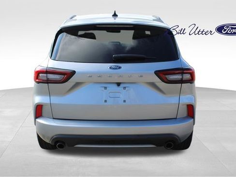 Used 2024 Ford Escape ST-Line image 6