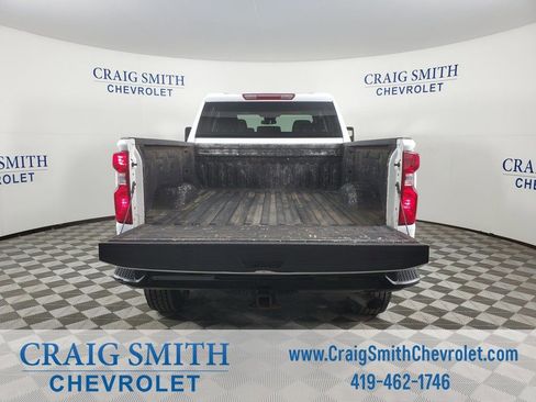 Used 2024 Chevrolet Silverado 2500 Custom image 17