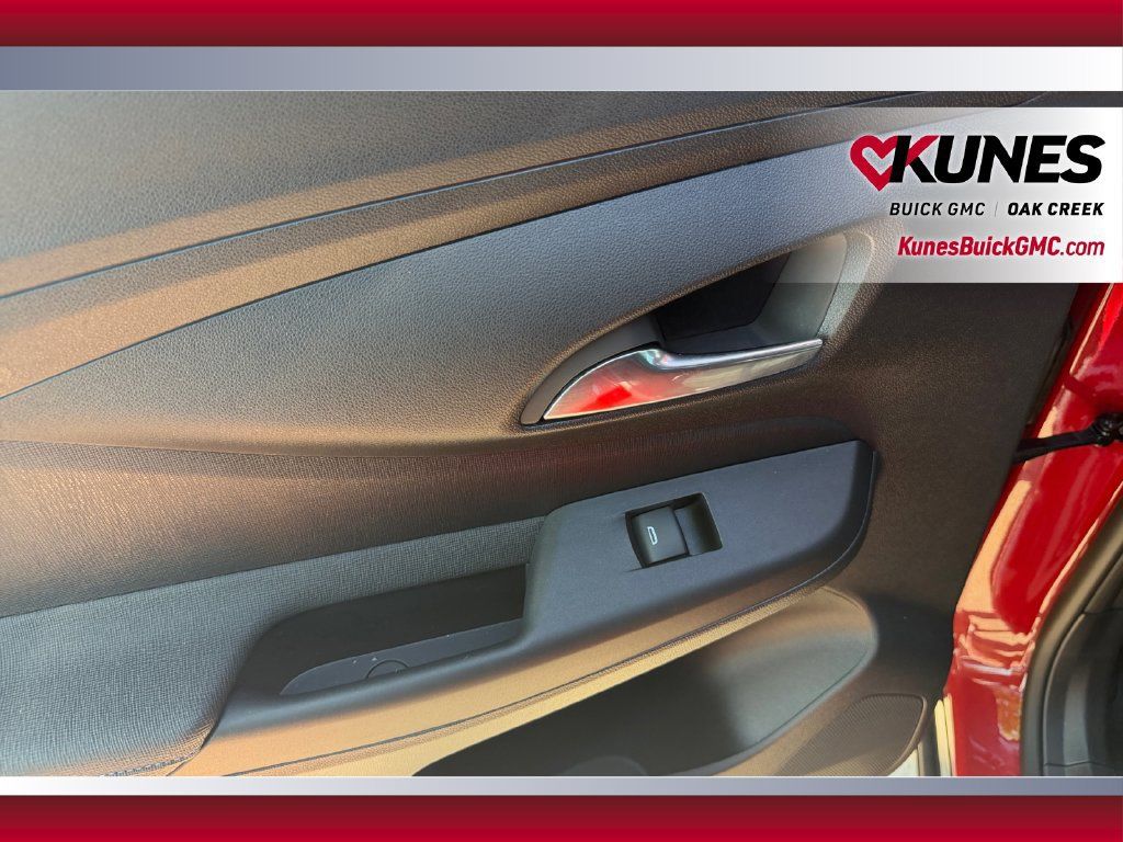 Used 2026 Buick Envista Sport Touring w/ Convenience I Package FWD image 34