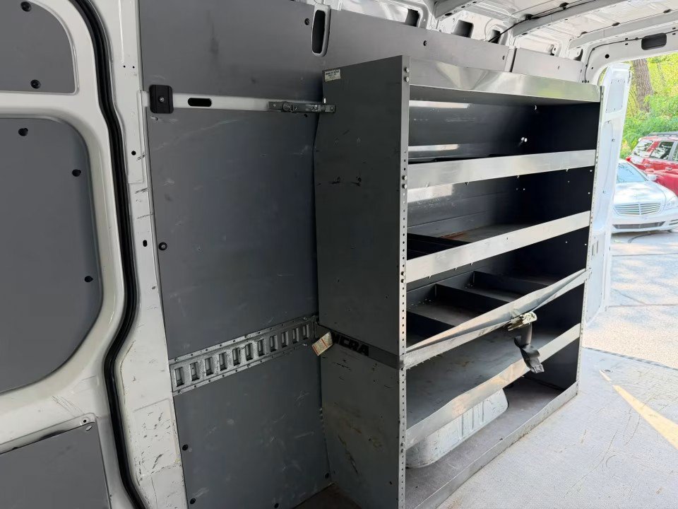 Used 2017 Freightliner Sprinter 2500 RWD image 17