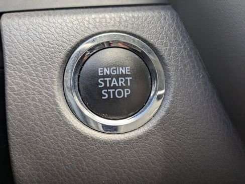 Used 2020 Toyota Camry XSE image 14