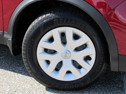 Used 2020 Nissan Rogue Sport S image 7