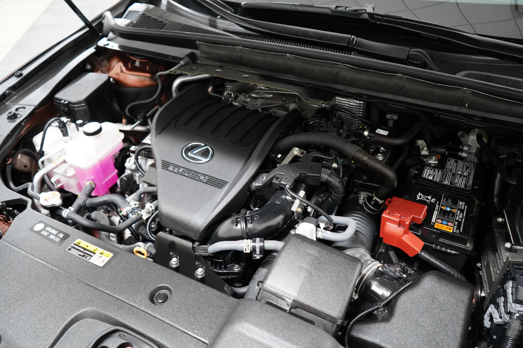 Used 2025 Lexus RX 350 F Sport w/ Convenience Package AWD/4WD image 33