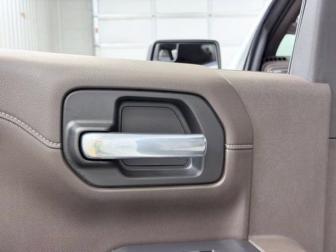 Used 2021 GMC Sierra 1500 SLT w/ SLT Premium Package AWD/4WD image 18