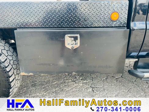 Used 2005 Ford F250 XLT image 11