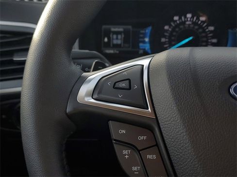 Certified 2024 Ford Edge SEL w/ Convenience Package image 18