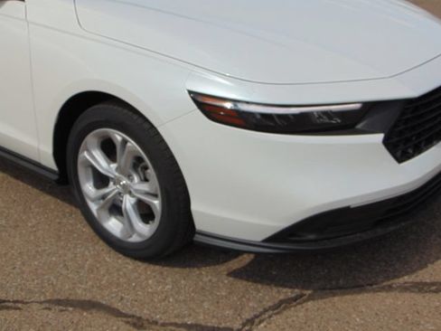 New 2026 Honda Accord LX image 2