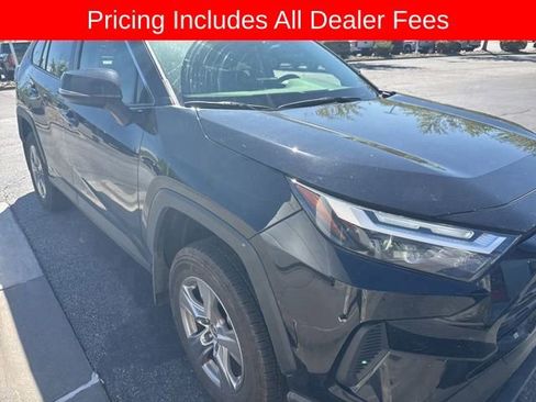 Used 2023 Toyota RAV4 LE AWD/4WD image 9