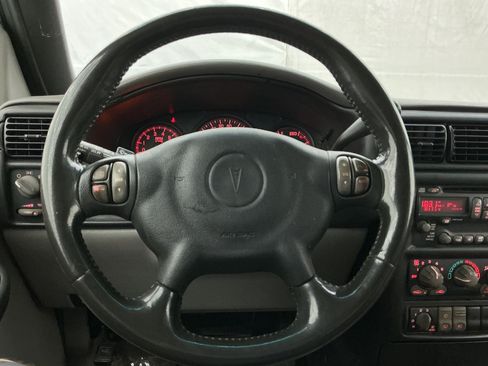 Used 2005 Pontiac Montana Extended w/ Convenience Package #1 FWD image 21