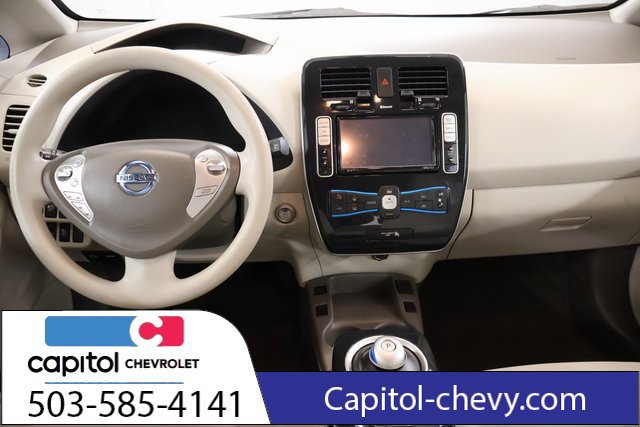 Used 2011 Nissan Leaf FWD image 13