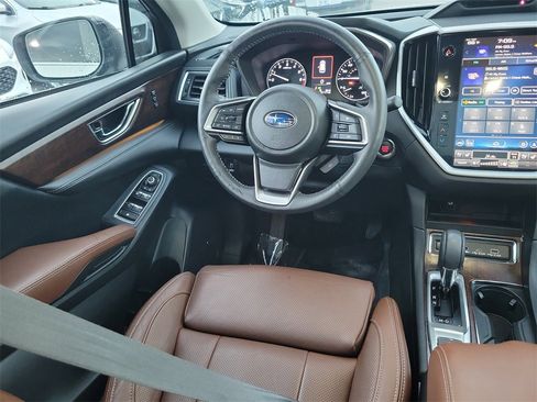 Used 2023 Subaru Ascent Touring image 10