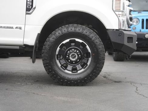 Used 2020 Ford F250 Platinum image 4