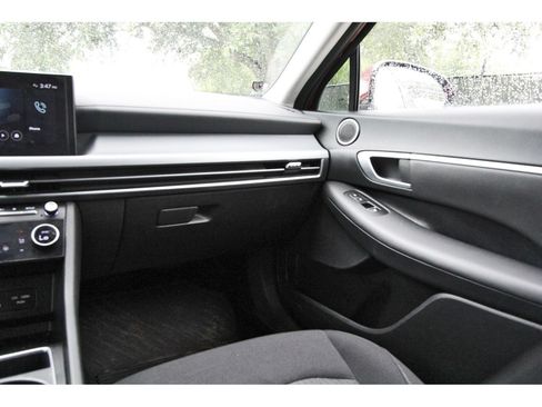 Used 2024 Hyundai Sonata SEL w/ Convenience Package FWD image 10