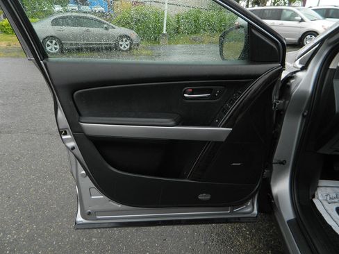 Used 2010 MAZDA CX-9 Grand Touring w/ Moonroof & Bose Audio Pkg AWD/4WD image 26