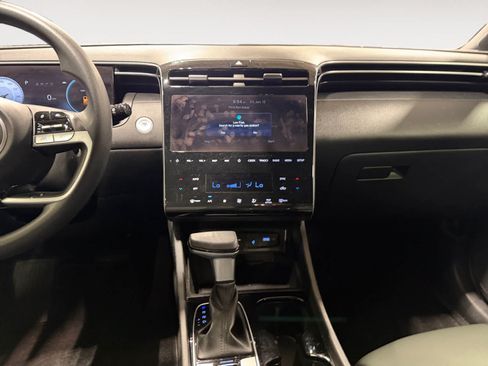 Used 2024 Hyundai Santa Cruz SEL w/ Activity Package FWD image 12