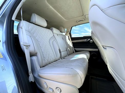 Used 2023 Genesis GV80 3.5T image 18