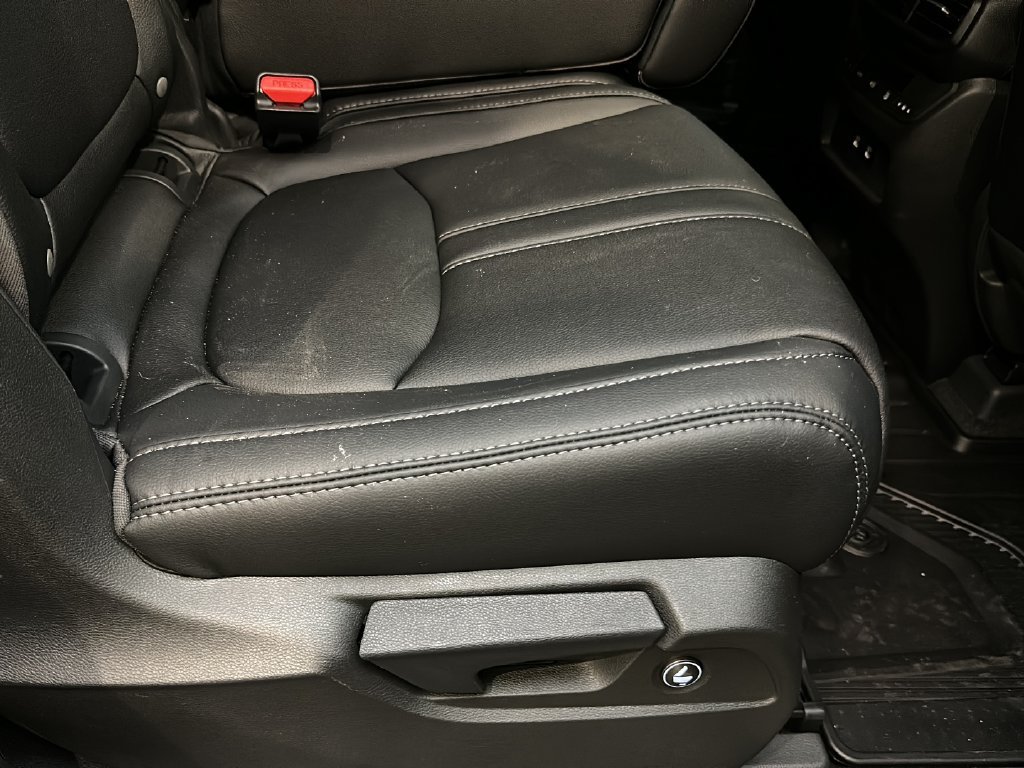 New 2026 Honda Pilot Touring image 19