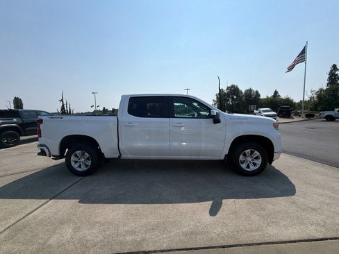 Used 2025 Chevrolet Silverado 1500 LT w/ Protection Package AWD/4WD image 7