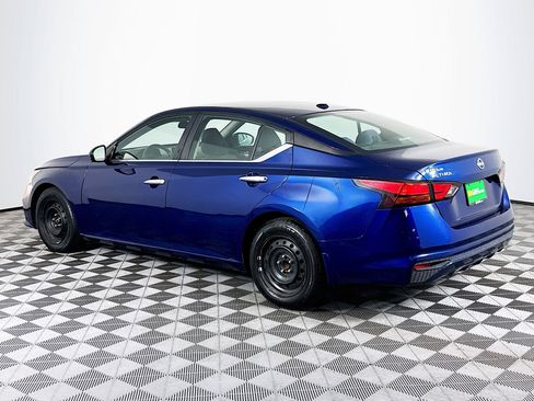 Used 2020 Nissan Altima 2.5 S FWD image 6