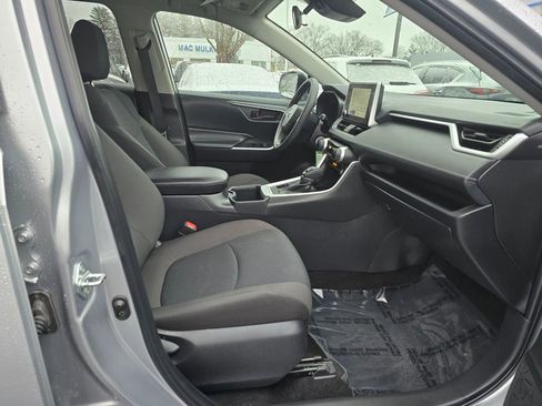 Used 2025 Toyota RAV4 LE image 12