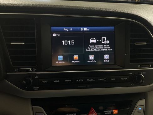 Used 2018 Hyundai Elantra SEL FWD image 21