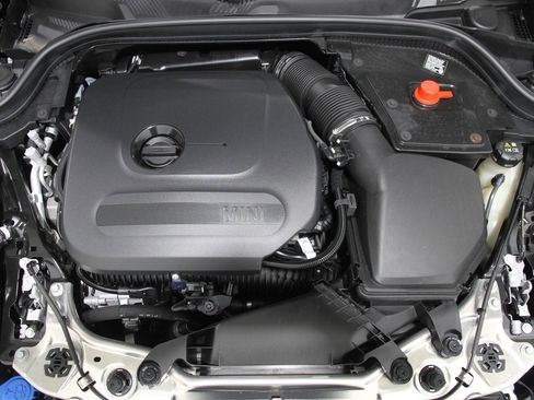 Certified 2025 MINI Cooper S image 20