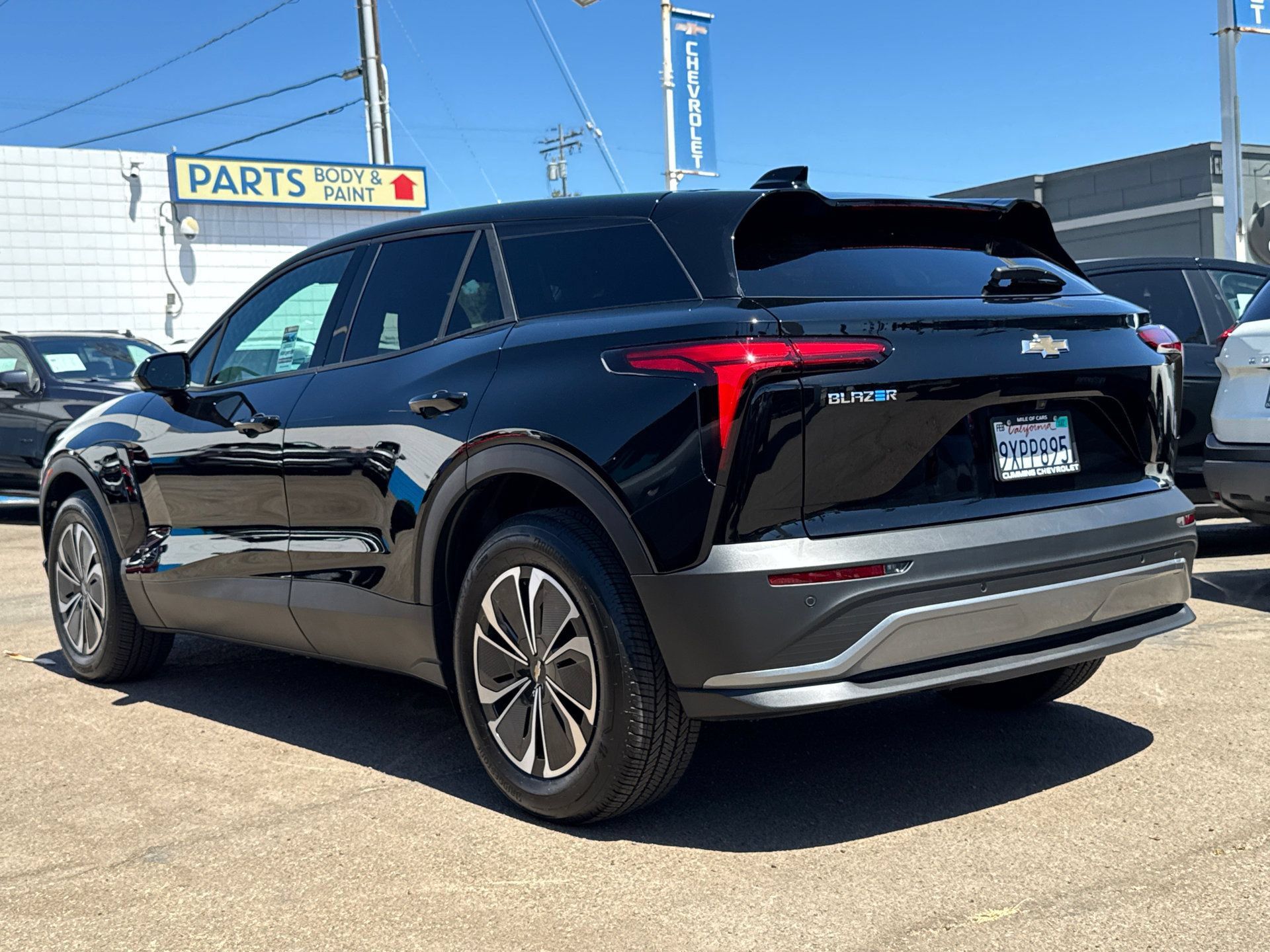Used 2026 Chevrolet Blazer EV LT FWD image 9